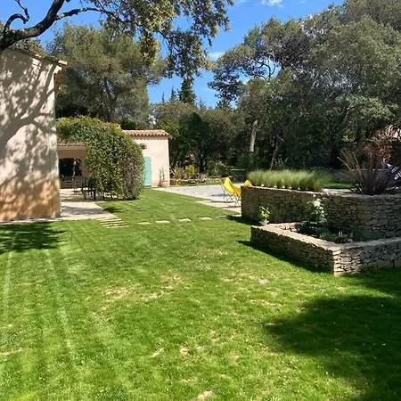 Magnifique Nimoise Villa